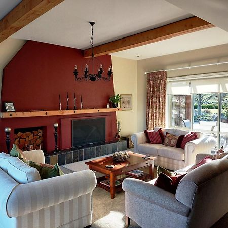 Country Lodge Kinloch Taupo Exterior foto